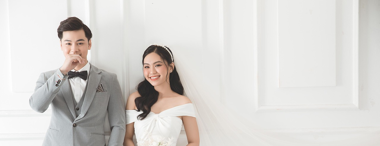 wedding church photography couple